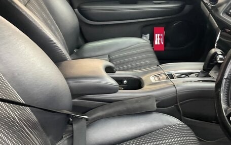 Honda Vezel, 2016 год, 1 560 000 рублей, 13 фотография
