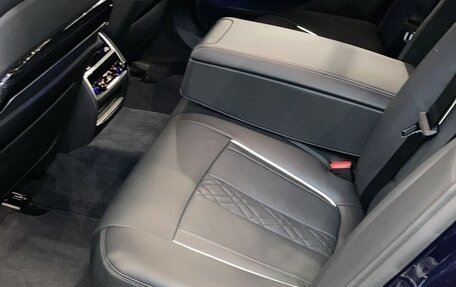 BMW 7 серия, 2021 год, 7 890 000 рублей, 21 фотография