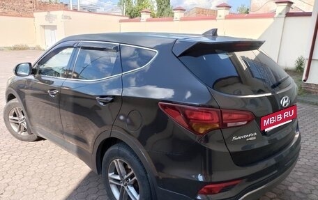 Hyundai Santa Fe III рестайлинг, 2017 год, 2 200 000 рублей, 2 фотография