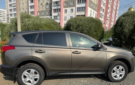 Toyota RAV4, 2014 год, 2 200 000 рублей, 2 фотография