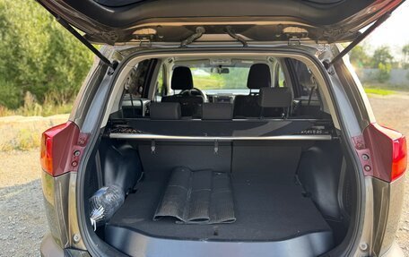 Toyota RAV4, 2014 год, 2 200 000 рублей, 7 фотография