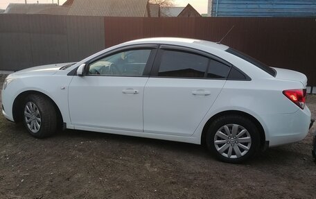 Chevrolet Cruze II, 2011 год, 705 000 рублей, 3 фотография