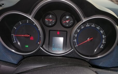 Chevrolet Cruze II, 2011 год, 705 000 рублей, 5 фотография