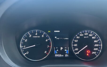 Mitsubishi Outlander III рестайлинг 3, 2018 год, 2 300 000 рублей, 8 фотография