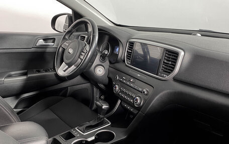 KIA Sportage IV рестайлинг, 2021 год, 2 399 000 рублей, 10 фотография