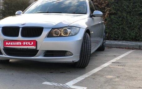 BMW 3 серия, 2005 год, 565 000 рублей, 2 фотография