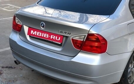 BMW 3 серия, 2005 год, 565 000 рублей, 4 фотография