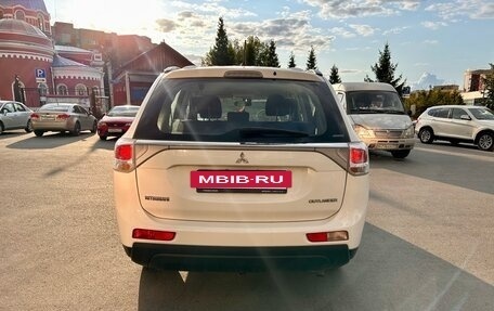 Mitsubishi Outlander III рестайлинг 3, 2012 год, 1 780 000 рублей, 4 фотография