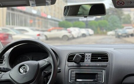 Volkswagen Polo VI (EU Market), 2018 год, 980 000 рублей, 11 фотография