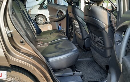 Toyota RAV4, 2012 год, 1 860 000 рублей, 14 фотография