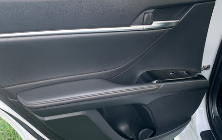 Toyota Camry, 2019 год, 2 200 000 рублей, 11 фотография
