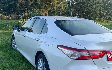 Toyota Camry, 2019 год, 2 200 000 рублей, 8 фотография