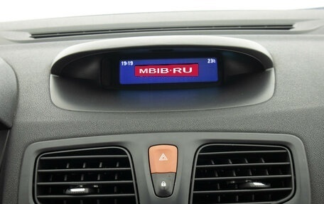 Renault Megane III, 2013 год, 979 000 рублей, 16 фотография