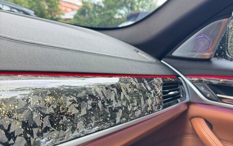 BMW 5 серия, 2017 год, 3 100 000 рублей, 21 фотография