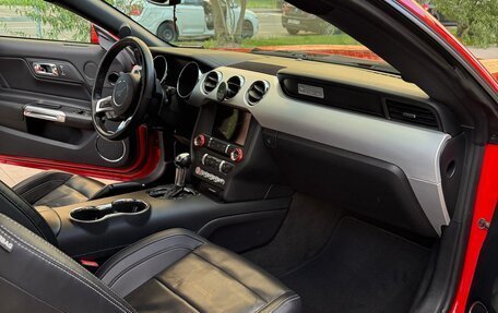 Ford Mustang VI рестайлинг, 2016 год, 3 970 000 рублей, 10 фотография