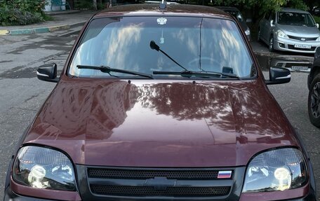Chevrolet Niva I рестайлинг, 2003 год, 340 000 рублей, 1 фотография