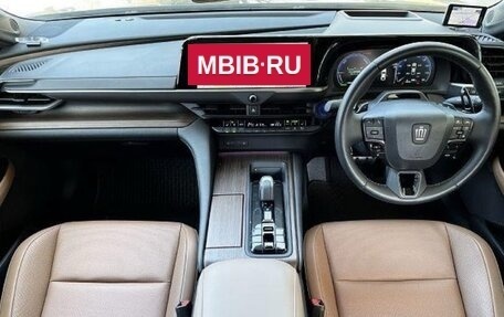 Toyota Crown, 2024 год, 7 400 000 рублей, 2 фотография