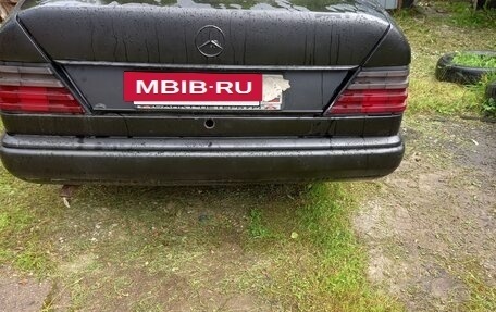 Mercedes-Benz E-Класс, 1992 год, 100 000 рублей, 3 фотография