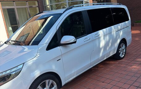 Mercedes-Benz V-Класс, 2016 год, 4 200 000 рублей, 5 фотография
