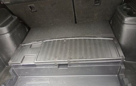 Mitsubishi Outlander III рестайлинг 3, 2015 год, 2 100 000 рублей, 14 фотография