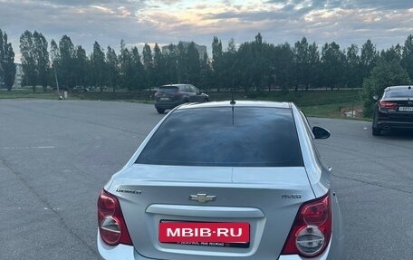 Chevrolet Aveo III, 2013 год, 600 000 рублей, 3 фотография