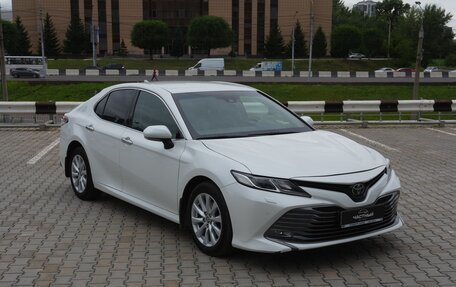 Toyota Camry, 2021 год, 2 715 000 рублей, 2 фотография