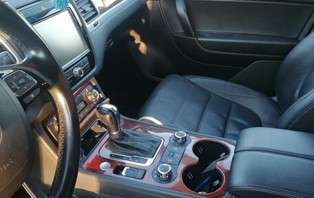 Volkswagen Touareg III, 2012 год, 2 530 000 рублей, 5 фотография