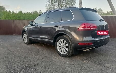 Volkswagen Touareg III, 2012 год, 2 530 000 рублей, 4 фотография
