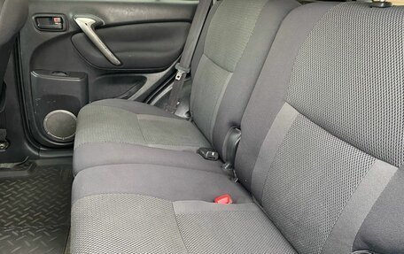 Toyota RAV4, 2003 год, 585 000 рублей, 10 фотография