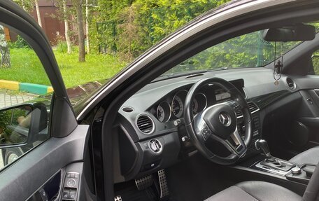 Mercedes-Benz C-Класс, 2013 год, 2 100 000 рублей, 4 фотография