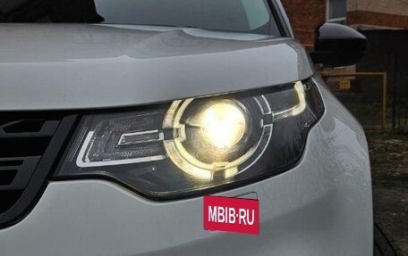 Land Rover Discovery Sport I рестайлинг, 2018 год, 2 000 000 рублей, 10 фотография