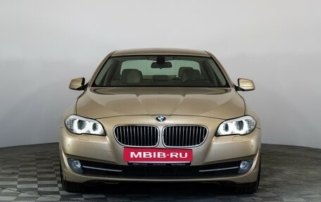 BMW 5 серия, 2011 год, 1 399 000 рублей, 2 фотография