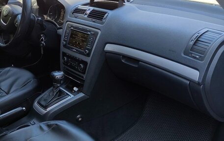 Skoda Octavia, 2011 год, 870 000 рублей, 11 фотография