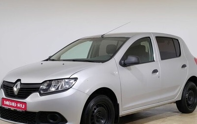 Renault Sandero II рестайлинг, 2015 год, 468 000 рублей, 1 фотография