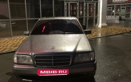 Mercedes-Benz C-Класс, 1994 год, 380 000 рублей, 9 фотография