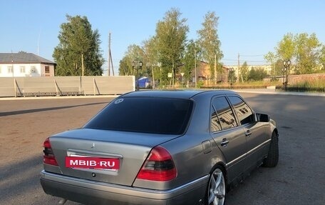 Mercedes-Benz C-Класс, 1994 год, 380 000 рублей, 2 фотография