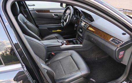 Mercedes-Benz E-Класс, 2014 год, 2 650 000 рублей, 9 фотография