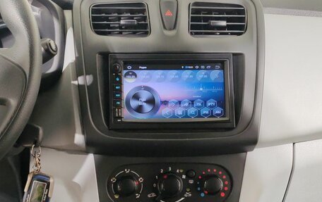Renault Sandero II рестайлинг, 2015 год, 468 000 рублей, 10 фотография