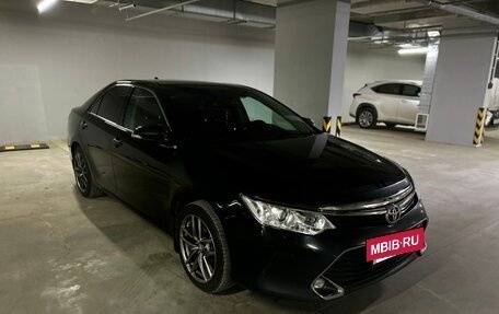 Toyota Camry, 2018 год, 2 330 000 рублей, 12 фотография