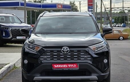 Toyota RAV4, 2022 год, 3 630 000 рублей, 2 фотография