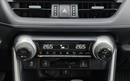 Toyota RAV4, 2022 год, 3 630 000 рублей, 24 фотография