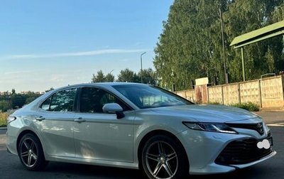 Toyota Camry, 2019 год, 2 470 000 рублей, 1 фотография