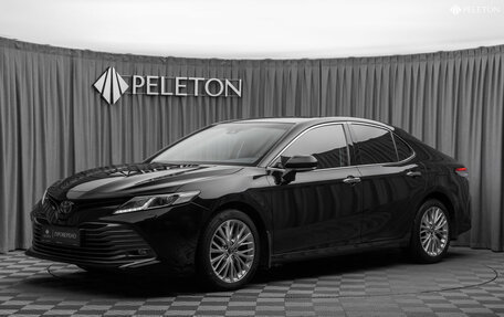 Toyota Camry, 2021 год, 3 090 000 рублей, 1 фотография
