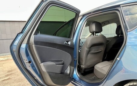Opel Astra J, 2014 год, 990 000 рублей, 11 фотография