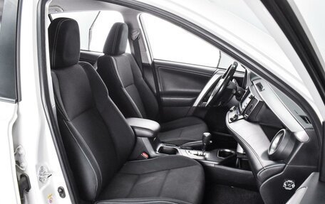 Toyota RAV4, 2017 год, 2 149 000 рублей, 8 фотография