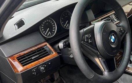 BMW 5 серия, 2006 год, 900 000 рублей, 4 фотография