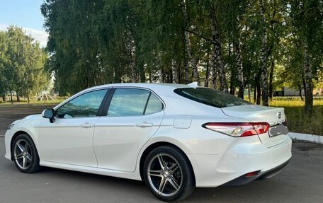 Toyota Camry, 2019 год, 2 470 000 рублей, 4 фотография
