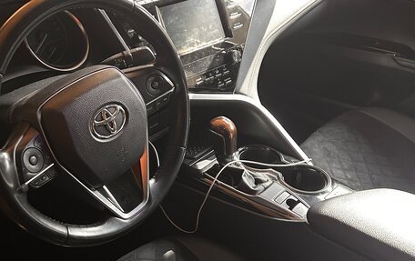 Toyota Camry, 2019 год, 2 470 000 рублей, 6 фотография