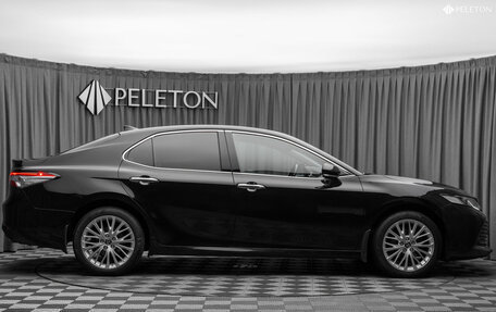 Toyota Camry, 2021 год, 3 090 000 рублей, 8 фотография