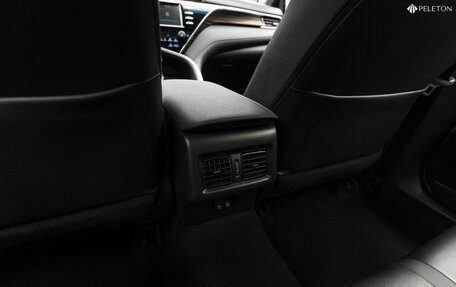 Toyota Camry, 2021 год, 3 090 000 рублей, 15 фотография